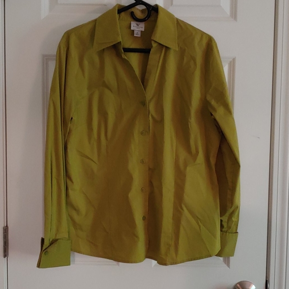 Women's button down - Picture 1 of 4